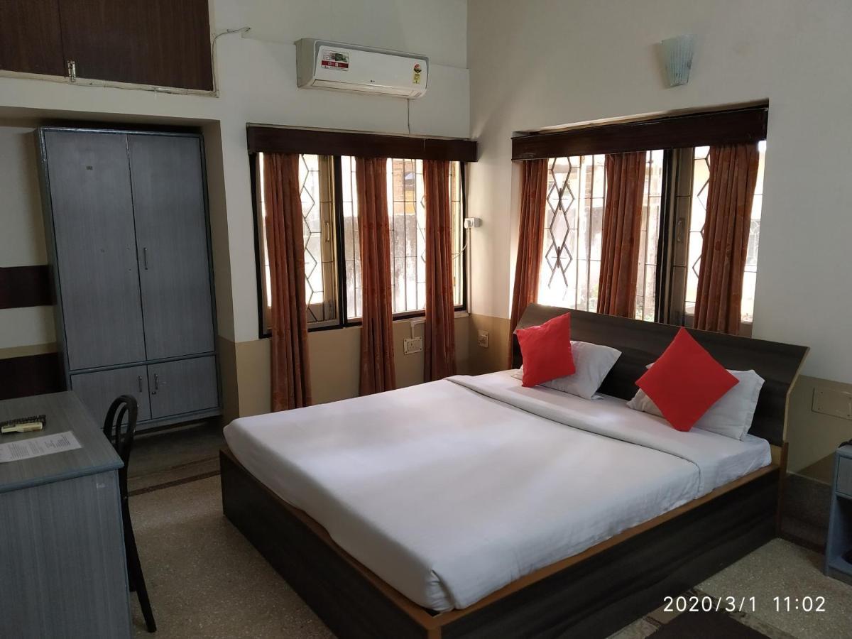 Riverview Guest House Guwahati Buitenkant foto