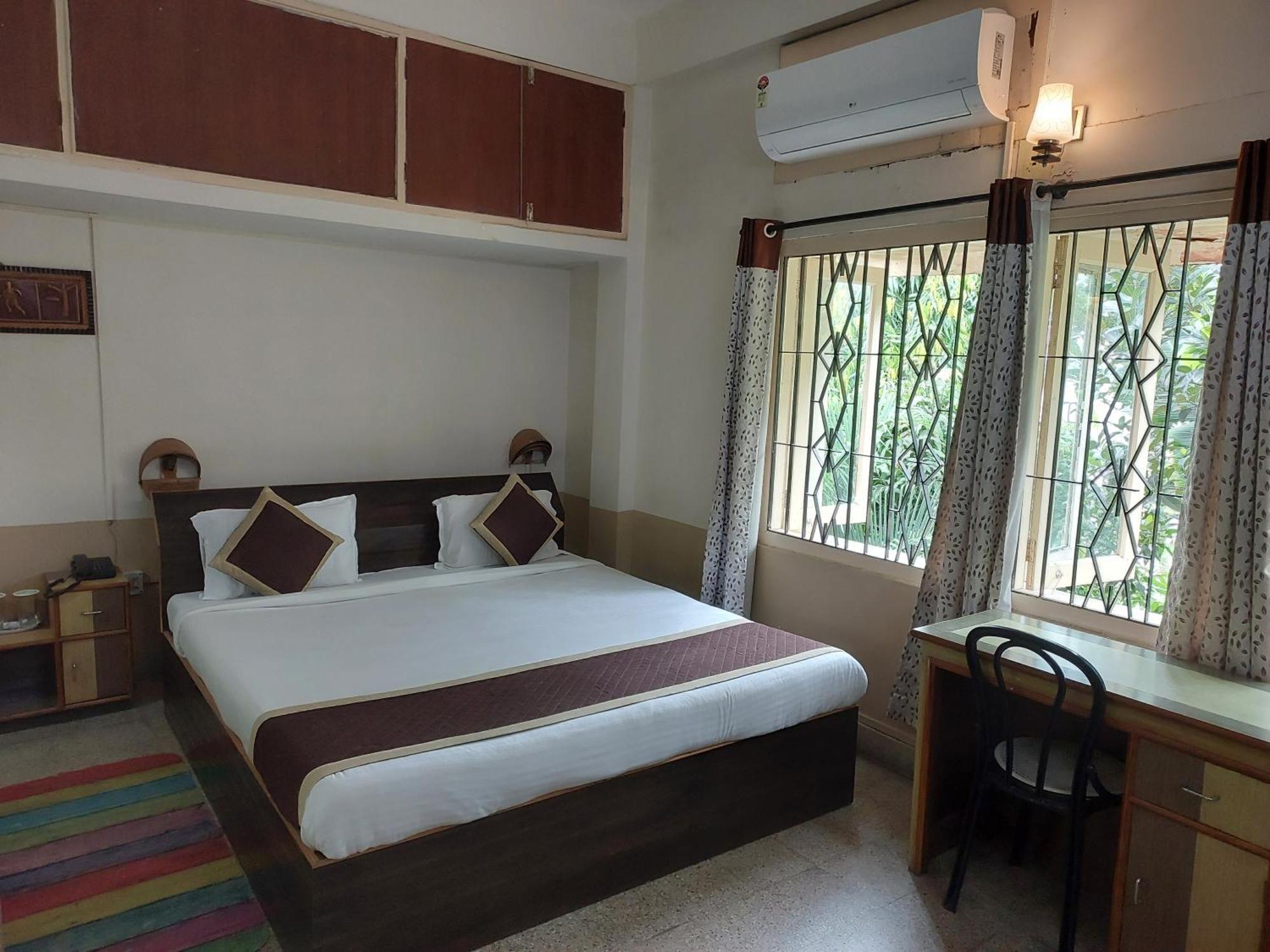 Riverview Guest House Guwahati Buitenkant foto